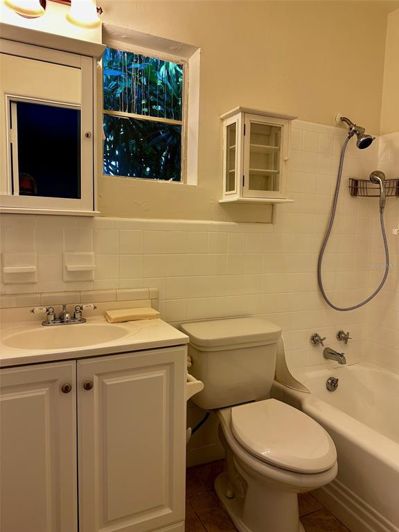 Image No.22-3 Bed House for sale