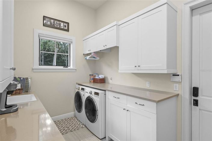 Image No.49-5 Bed House for sale