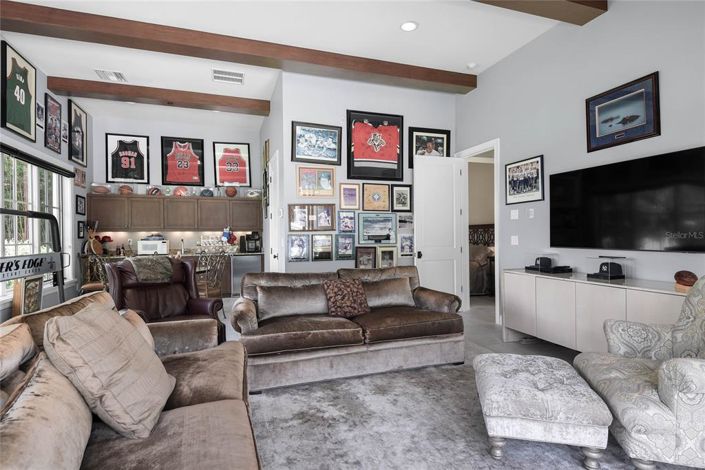 Image No.52-5 Bed House for sale