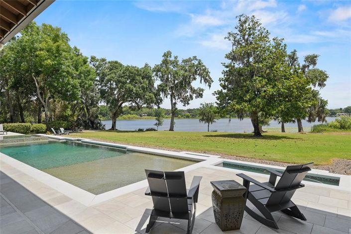 Image No.60-5 Bed House for sale