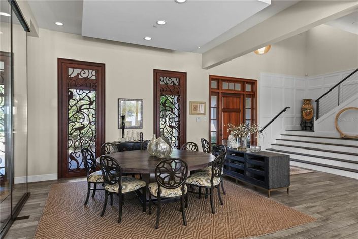 Image No.7-5 Bed House for sale