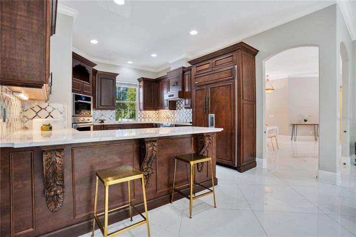 Image No.25-4 Bed House for sale