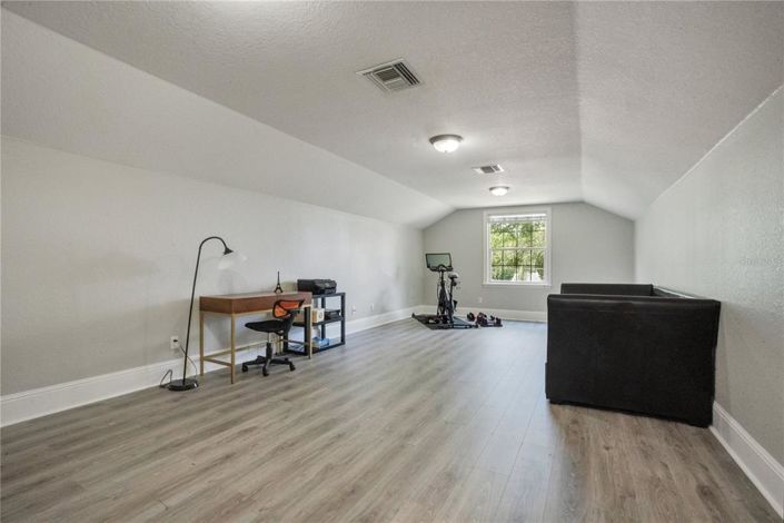 Image No.45-4 Bed House for sale