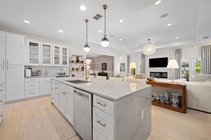 Image No.14-5 Bed House for sale