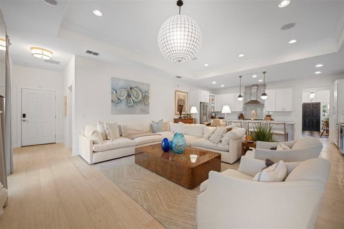 Image No.22-5 Bed House for sale