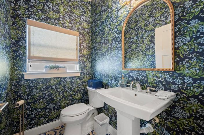 Image No.36-5 Bed House for sale