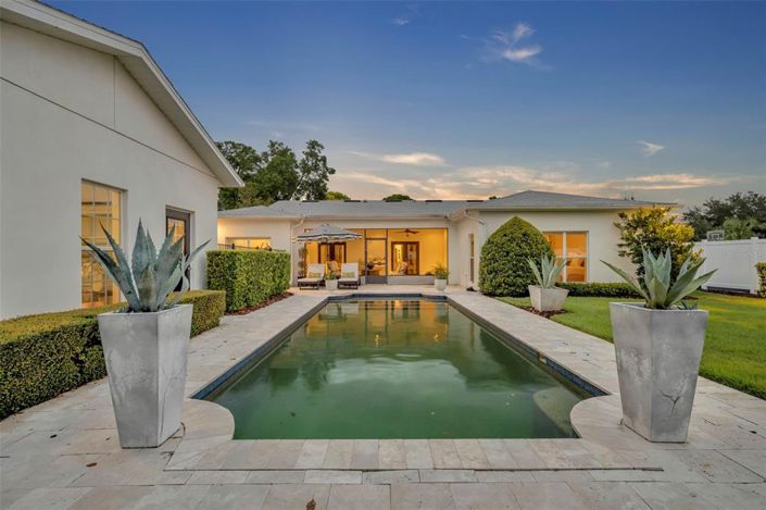 Image No.50-5 Bed House for sale