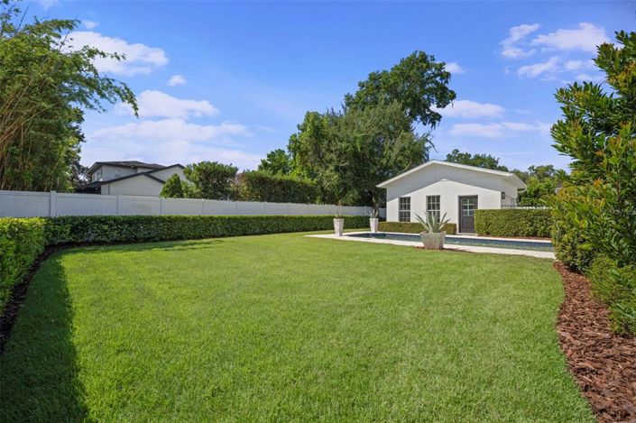 Image No.56-5 Bed House for sale