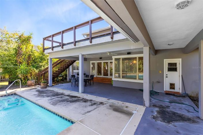 Image No.24-5 Bed House for sale