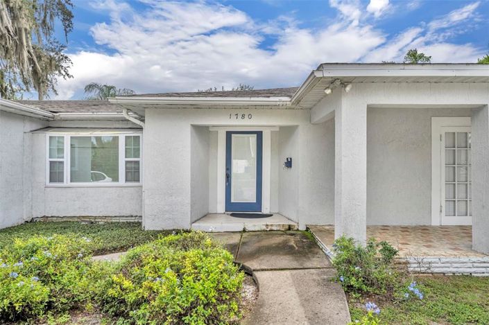 Image No.2-4 Bed House for sale