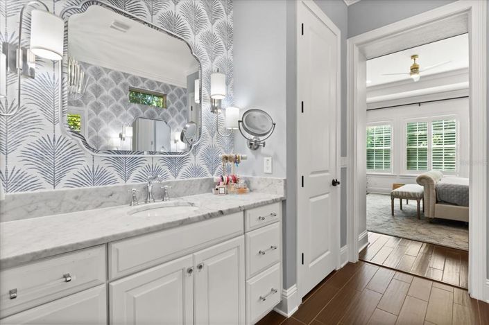 Image No.19-5 Bed House for sale