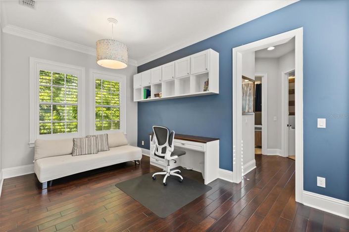 Image No.35-5 Bed House for sale