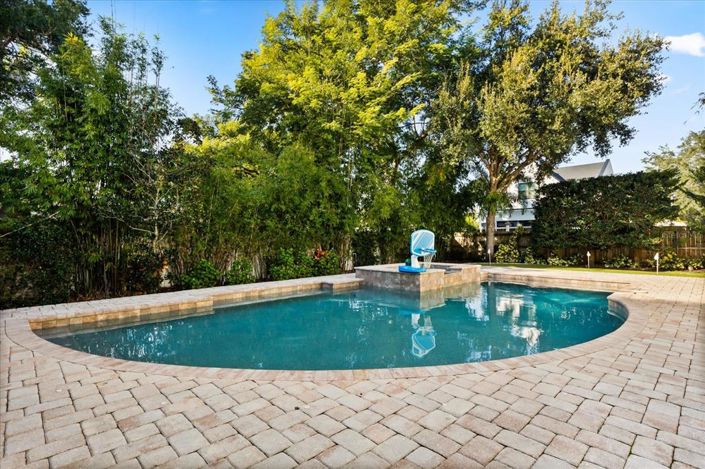 Image No.48-5 Bed House for sale