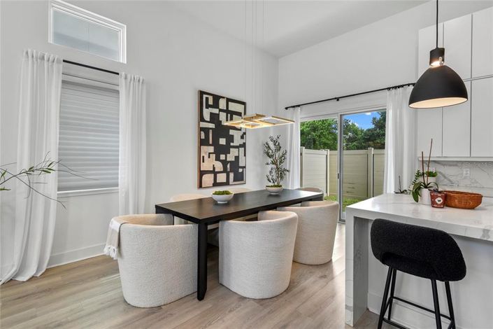 Image No.10-3 Bed Townhouse for sale