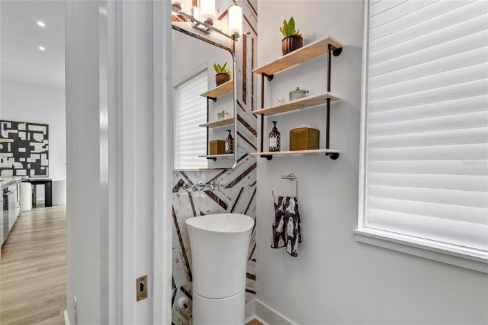 Image No.15-3 Bed Townhouse for sale