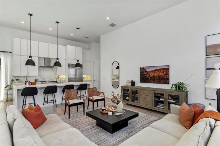 Image No.3-3 Bed Townhouse for sale