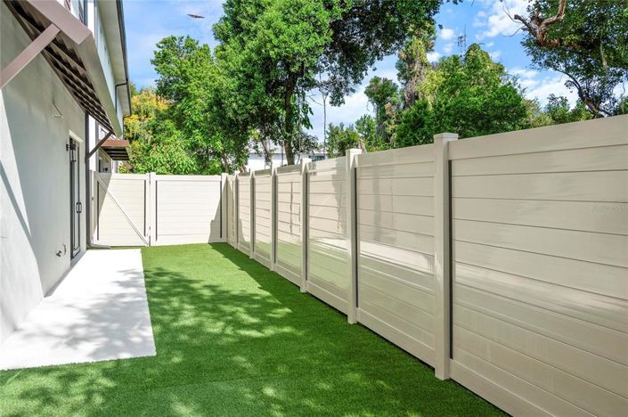 Image No.34-3 Bed Townhouse for sale