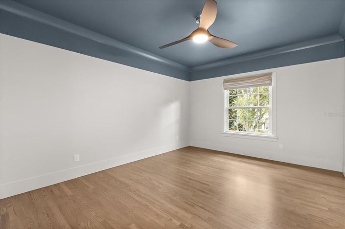 Image No.35-4 Bed House for sale