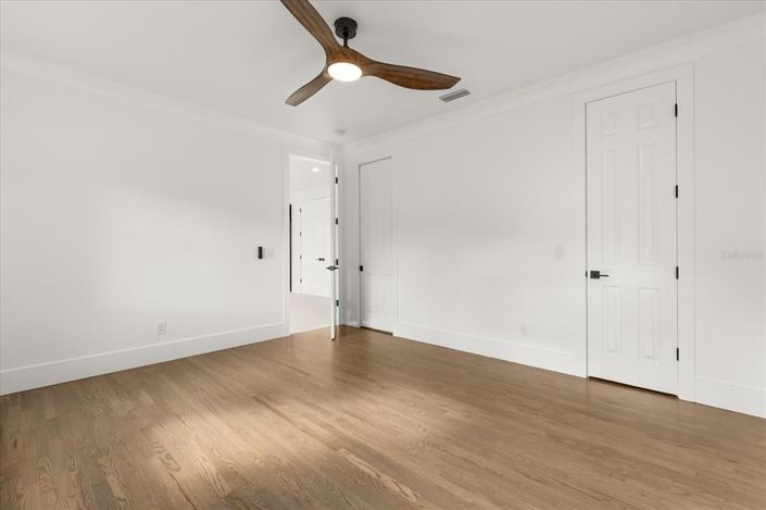 Image No.38-4 Bed House for sale