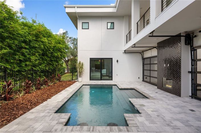 Image No.48-5 Bed House for sale