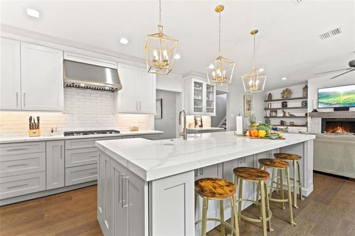 Image No.13-5 Bed House for sale