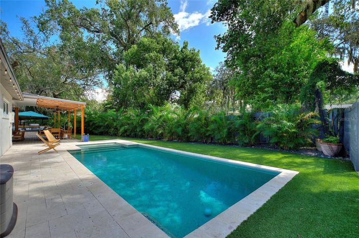 Image No.29-5 Bed House for sale