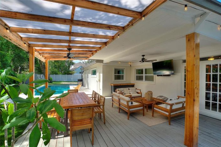 Image No.31-5 Bed House for sale