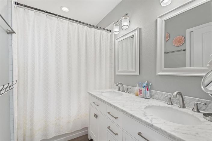 Image No.39-5 Bed House for sale