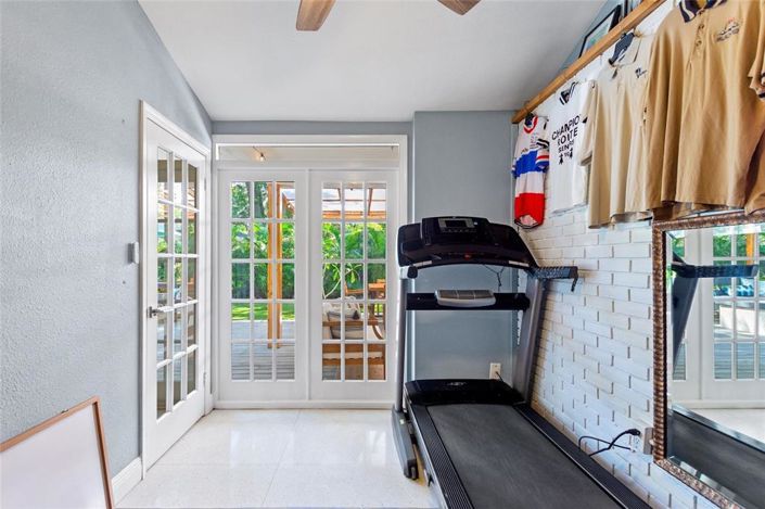 Image No.41-5 Bed House for sale