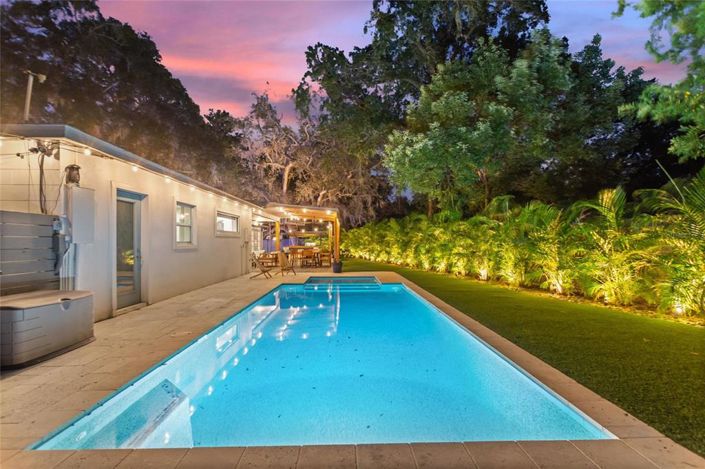 Image No.43-5 Bed House for sale