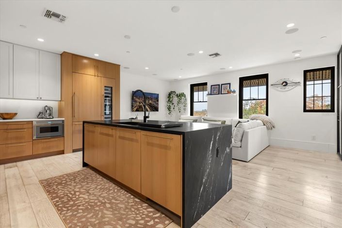 Image No.10-Appartement de 2 chambres à vendre à Saint John