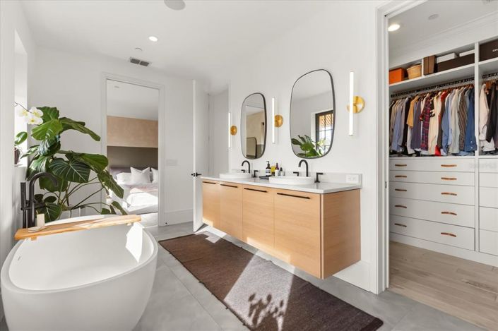 Image No.20-Appartement de 2 chambres à vendre à Saint John