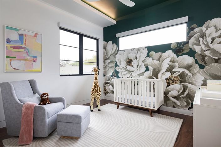 Image No.31-5 Bed House for sale