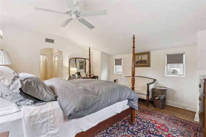 Image No.21-3 Bed House for sale