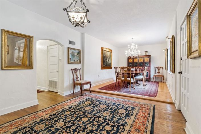 Image No.7-3 Bed House for sale