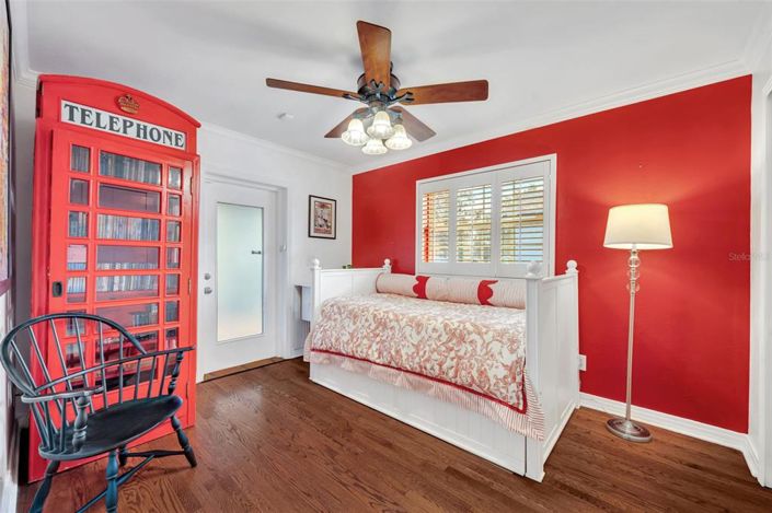 Image No.21-3 Bed House for sale