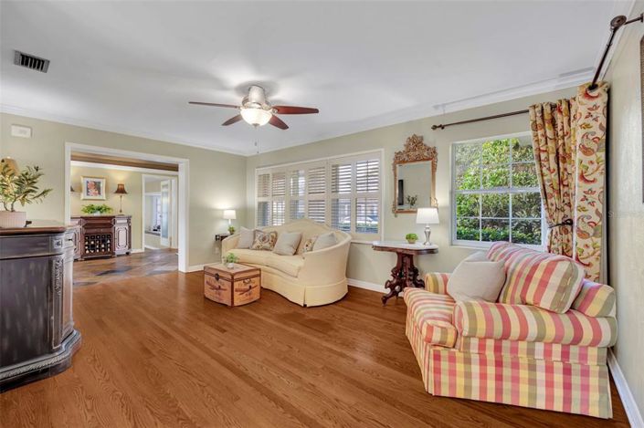 Image No.5-3 Bed House for sale