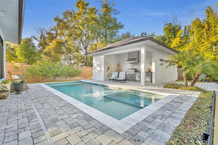 Image No.39-5 Bed House for sale