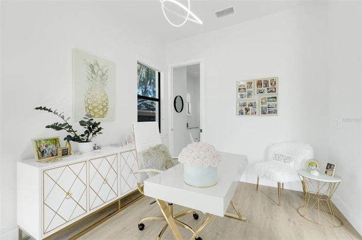 Image No.9-Maison de 4 chambres à vendre à Saint John