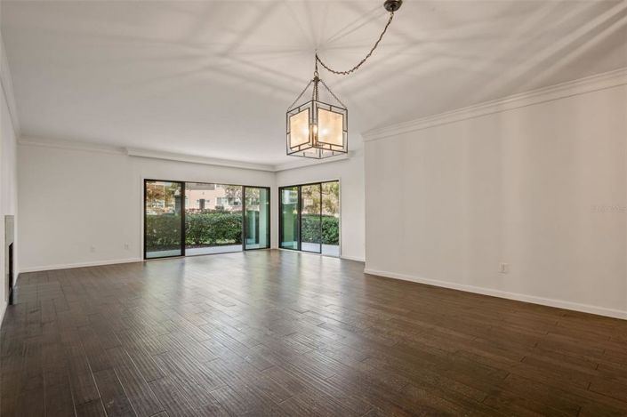 Image No.18-3 Bed Apartment for sale