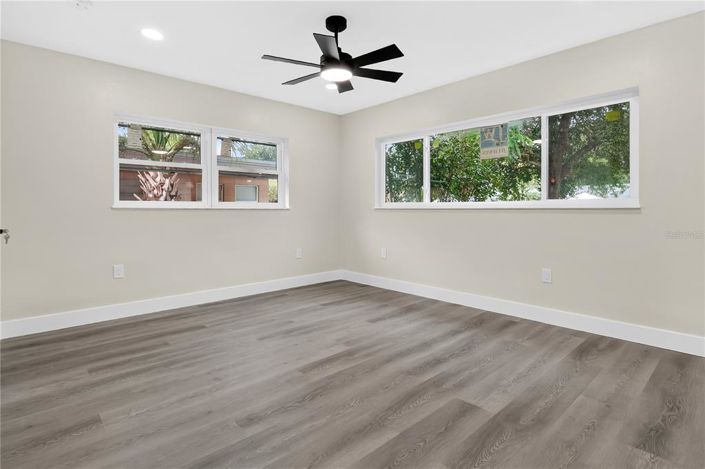 Image No.8-Maison de 5 chambres à vendre à Saint John