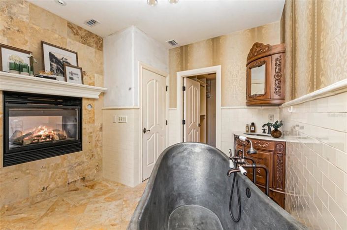 Image No.28-4 Bed House for sale