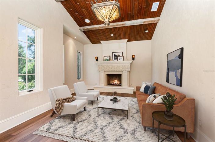 Image No.7-4 Bed House for sale