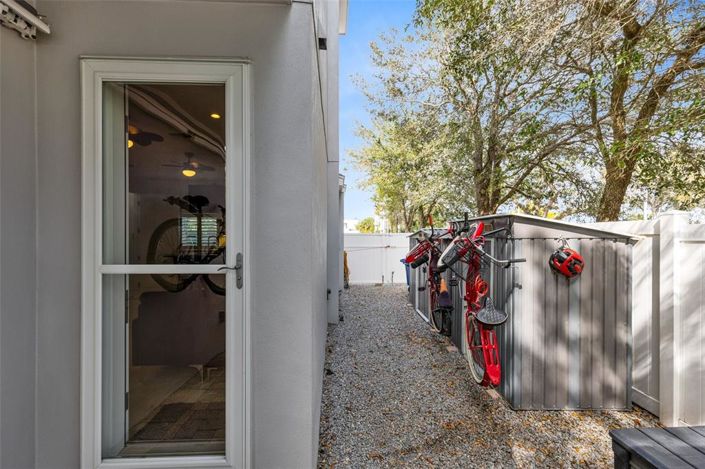 Image No.39-6 Bed House for sale