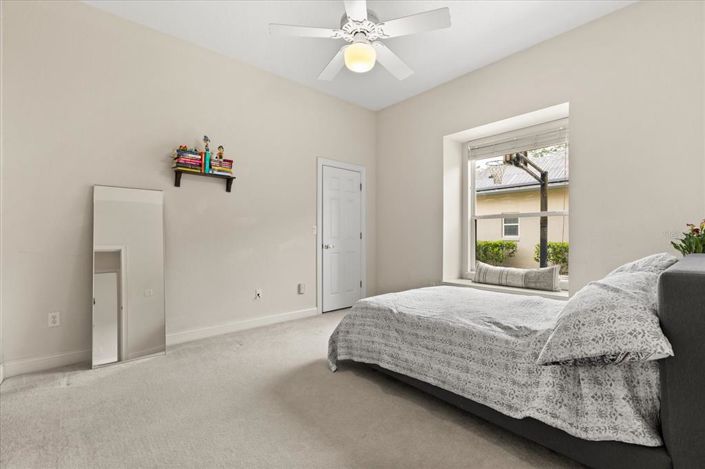 Image No.27-4 Bed House for sale