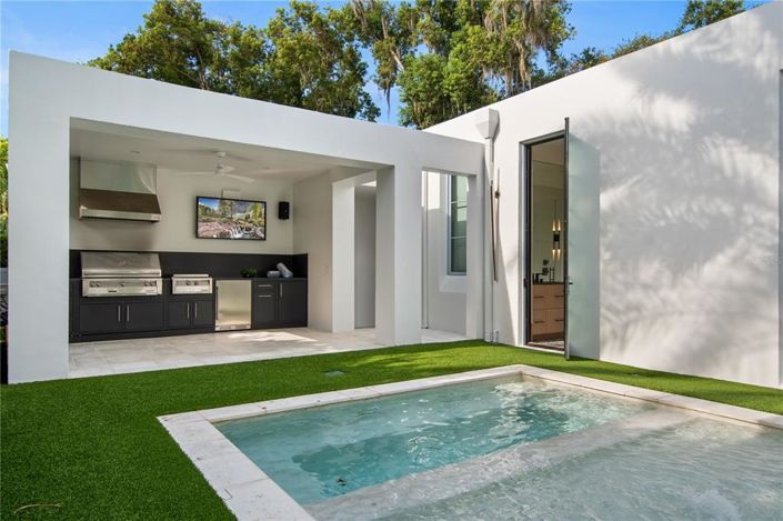 Image No.25-4 Bed House for sale