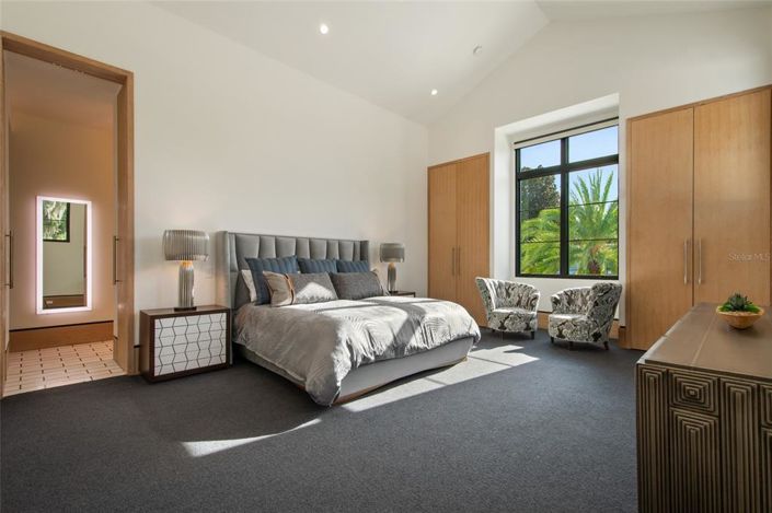 Image No.29-4 Bed House for sale