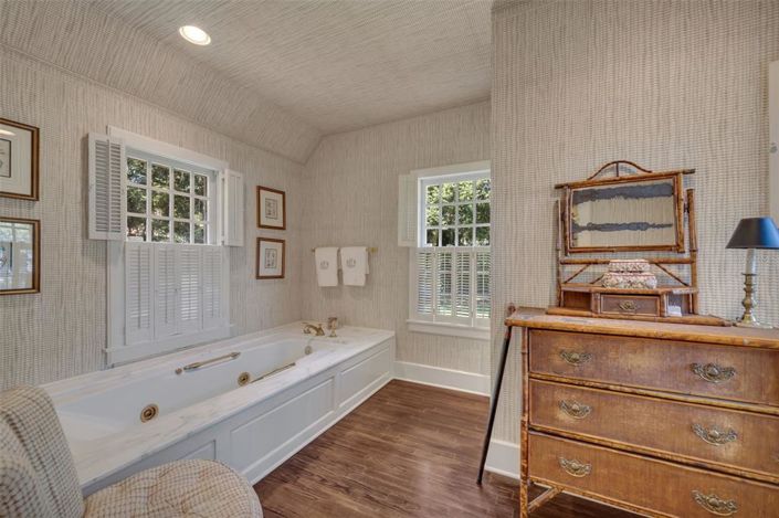 Image No.26-6 Bed House for sale