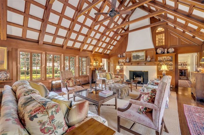 Image No.6-6 Bed House for sale