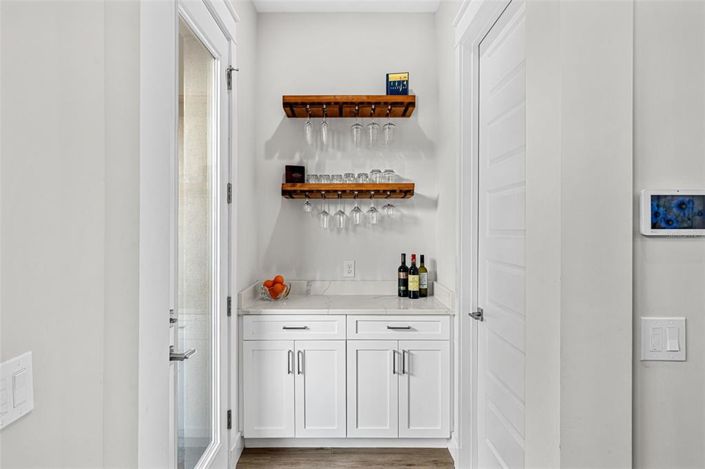 Image No.13-3 Bed Townhouse for sale